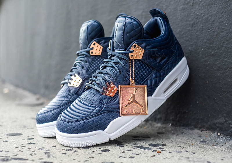 Air Jordan 4 PRM Obsidian