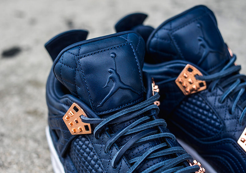 Air Jordan 4 PRM Obsidian