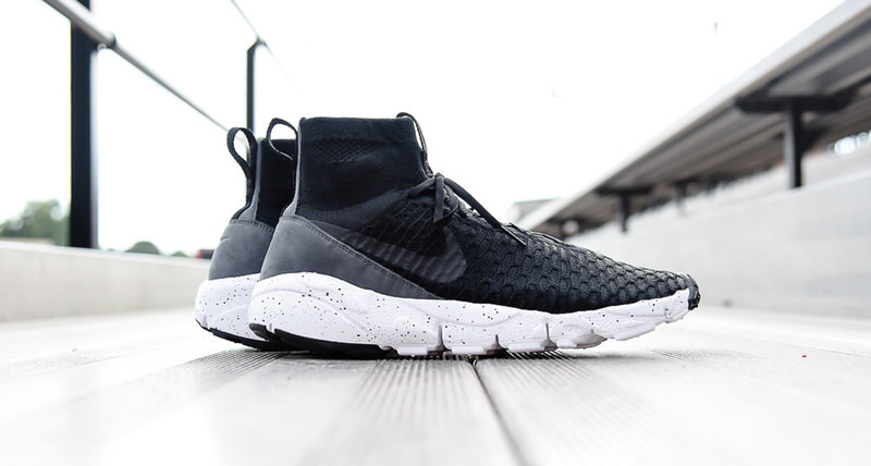 Nike Air Footscape Magista Flyknit "Black"