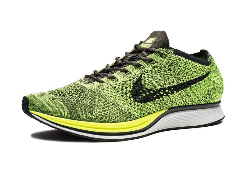 Nike Flyknit Racer Volt