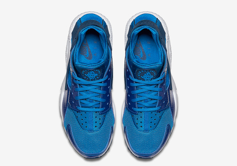 Nike Air Huarache Metallic Blue