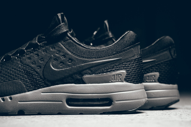 Nike Air Max Zero Black/Dark Grey