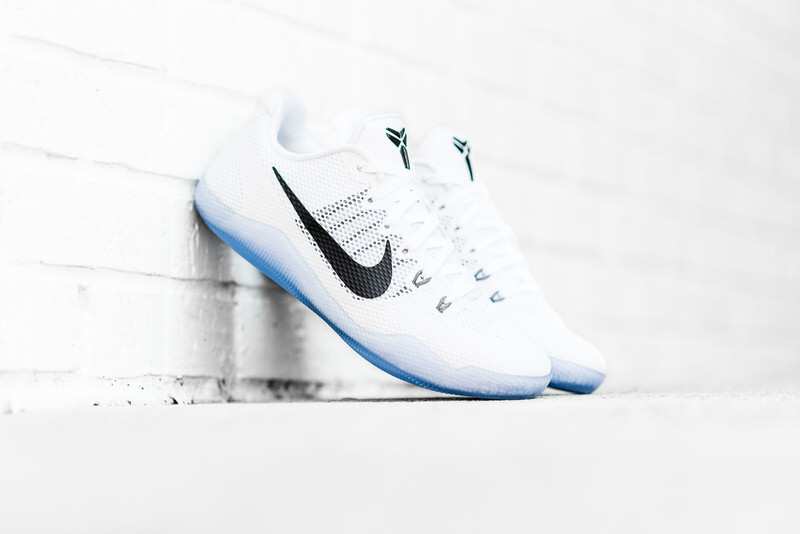 Nike Kobe 11 White/Black