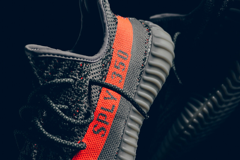 adidas Yeezy Boost 350 V2 Beluga