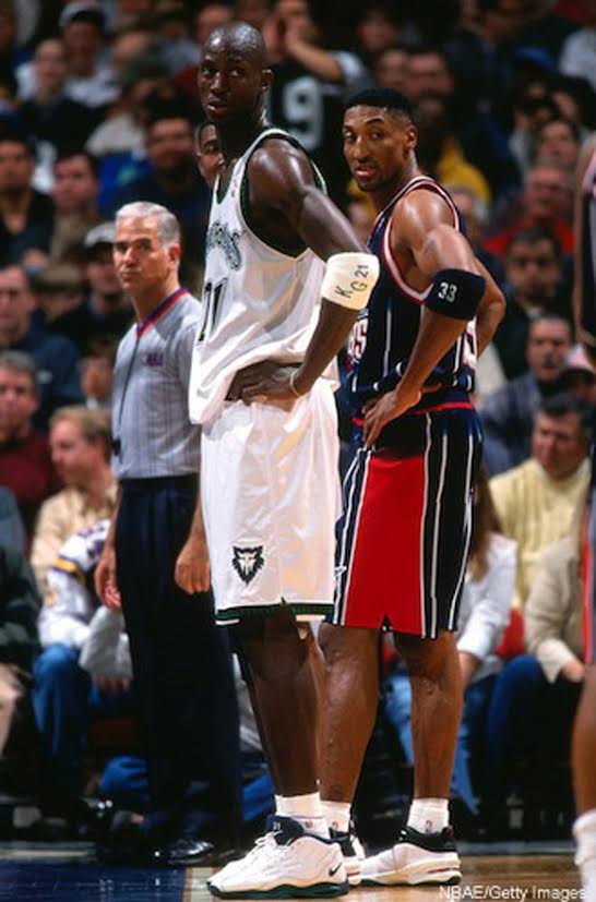 Kevin Garnett in the Nike Air Garnett