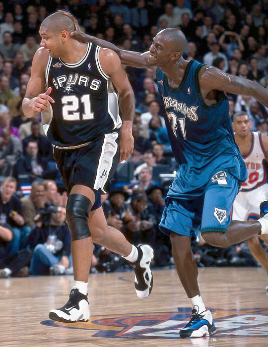 Kevin Garnett in the Nike Air Garnett 3