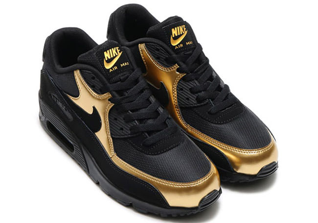 Nike Sportswear Black and Gold Pack 