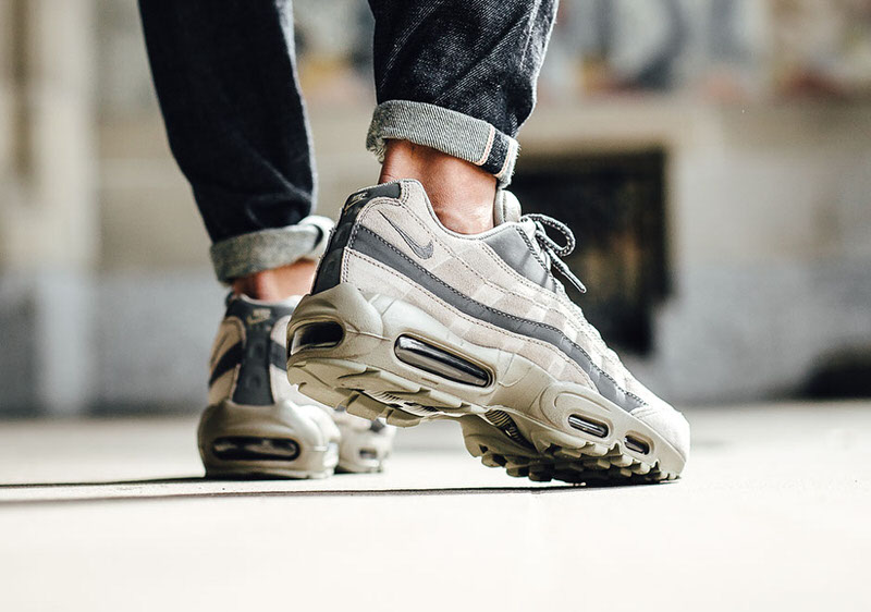 Nike Air Max 95 Light Taupe 