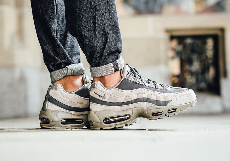 Nike Air Max 95 Light Taupe 