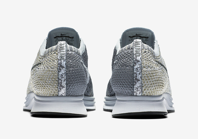 Nike Flyknit Racer Pure Platinum 