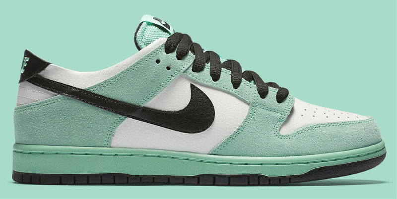 Nike SB Dunk Low Sea Crystal 