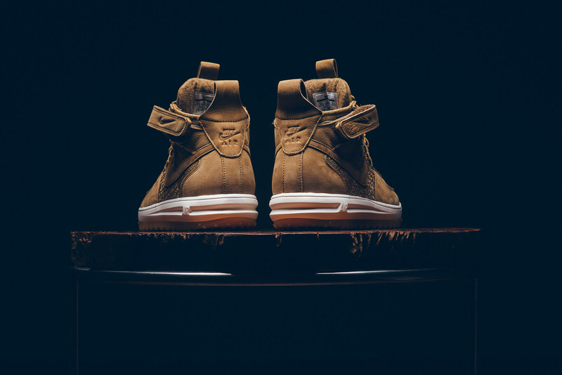 Nike Lunar Force 1 Flyknit Workboot Golden Beige 