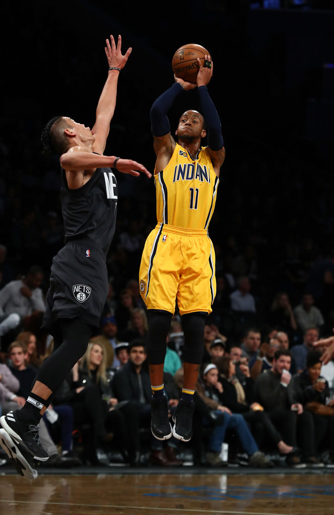 Jeremy Lin in the adidas Crazylight Boost 2016 & Monta Ellis in the Air Jordan 12 "Neoprene"