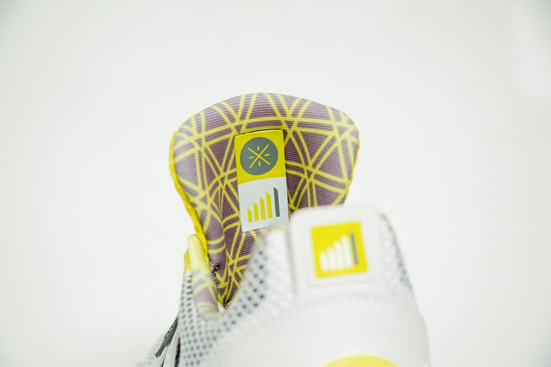 Li-Ning Way of Wade 5 White Volt