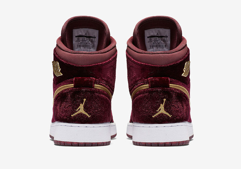 Air Jordan 1 Heiress Velvet