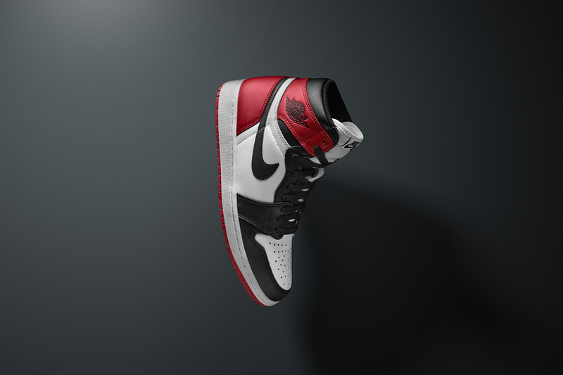 Air Jordan 1 Black Toe