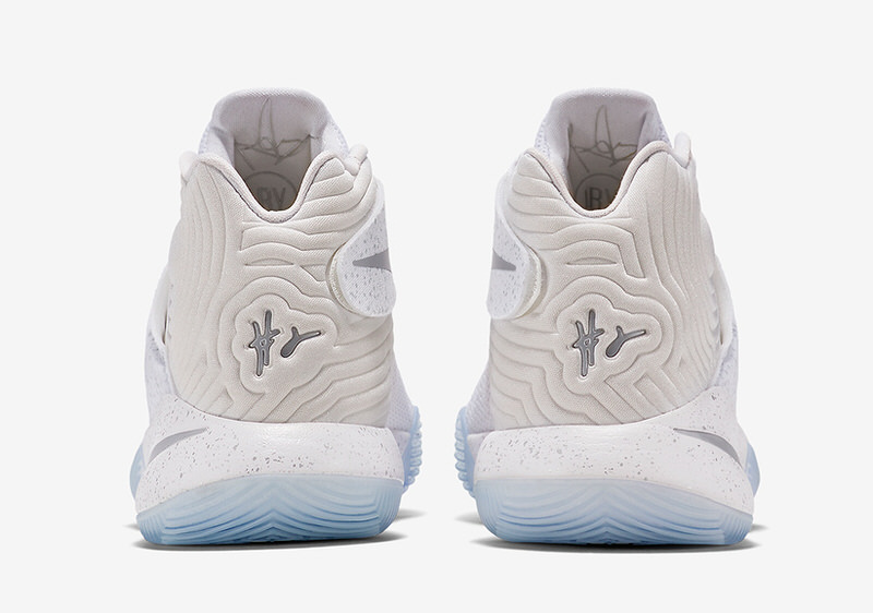 Nike Kyrie 2 White/Metallic Silver