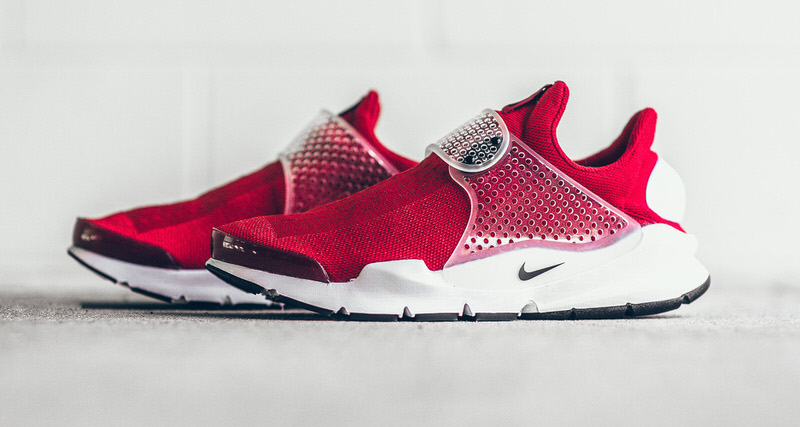 Nike Sock Dart "Gym Red"