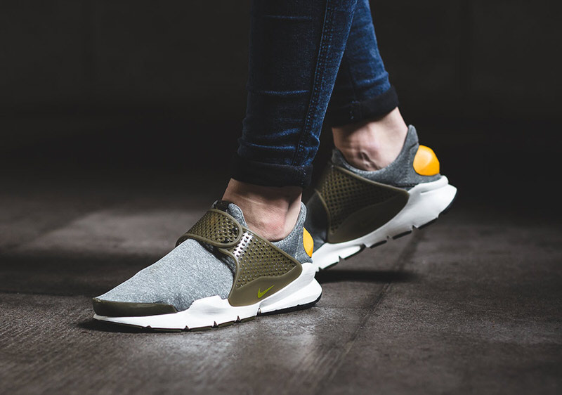 Nike WMNS Sock Dart SE 