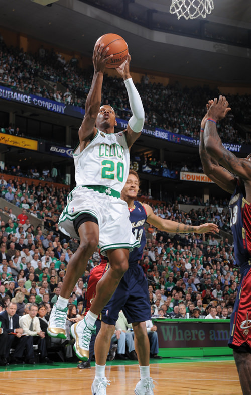 BOSTON - OCTOBER 28: Ray Allen #20 of the Boston Celtics lays it in the basket against the Cleveland Cavaliers on October 28, 2008 at the TD Banknorth Garden in Boston, Massachusetts. NOTE TO USER: User expressly acknowledges and agrees that, by downloading and or using this photograph, User is consenting to the terms and conditions of the Getty Images License Agreement. Mandatory Copyright Notice: Copyright 2008 NBAE (Photo by Brian Babineau/NBAE via Getty Images) *** Local Caption *** Ray Allen