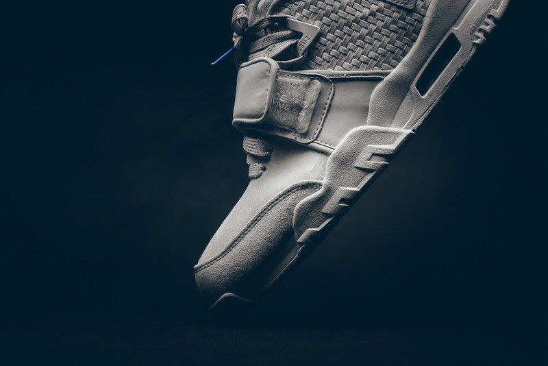 Nike Air Trainer Cruz "Light Bone"