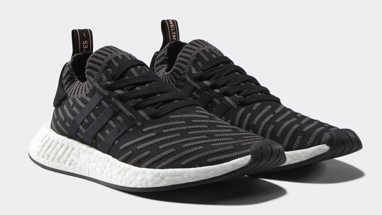 adidas NMD R2 "Black"