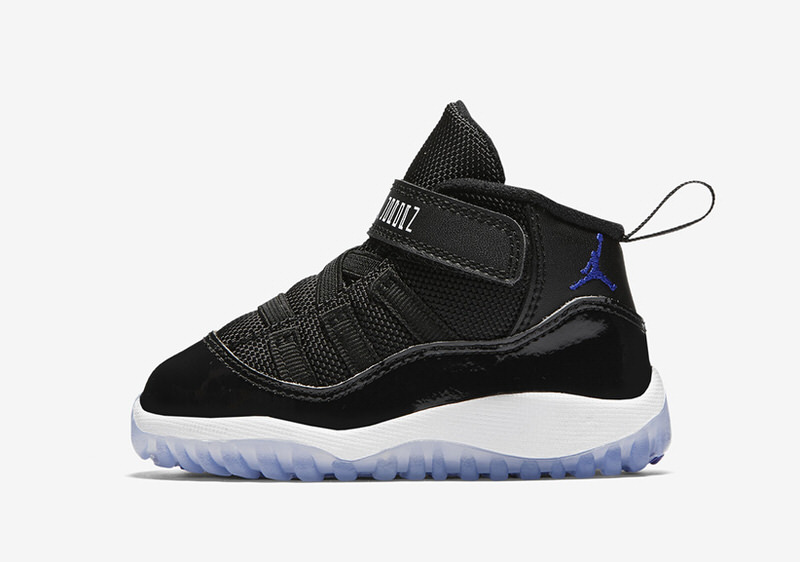 Air Jordan 11 "Space Jam"