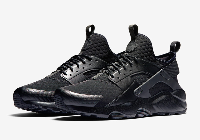 Nike Air Huarache Ultra PRM SE "Triple Black"