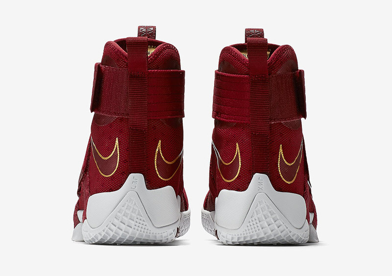 Nike LeBron Soldier 10 "Team Red"