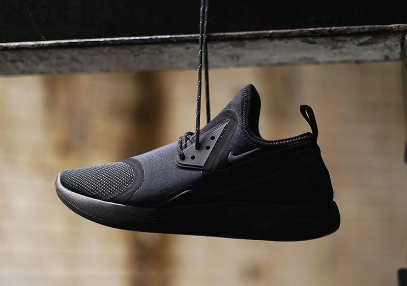 Nike LunarCharge "Triple Black"