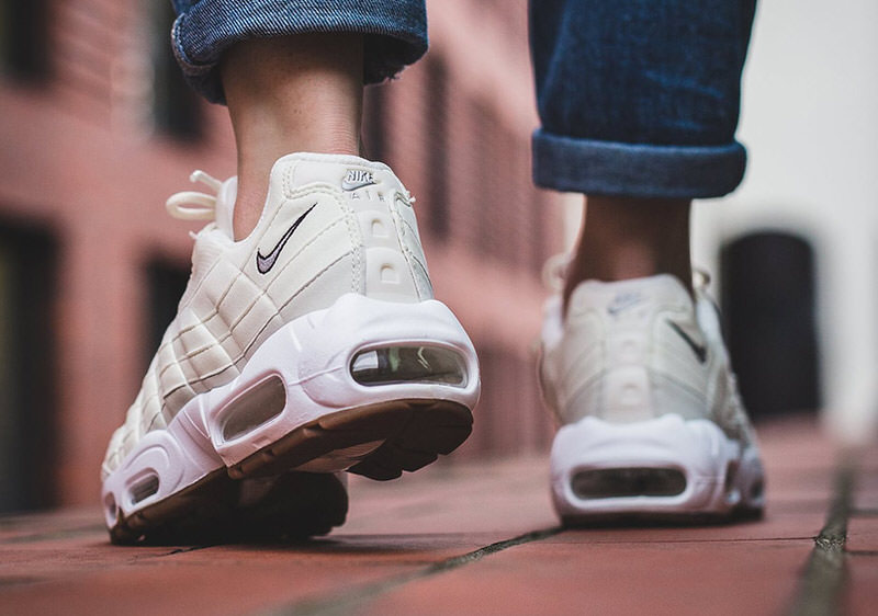 Nike Air Max 95 "Light Bone"