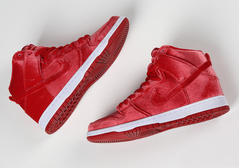 Nike SB Dunk High Red Velvet 