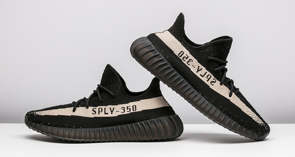 adidas Yeezy Boost 350 V2 Black/White