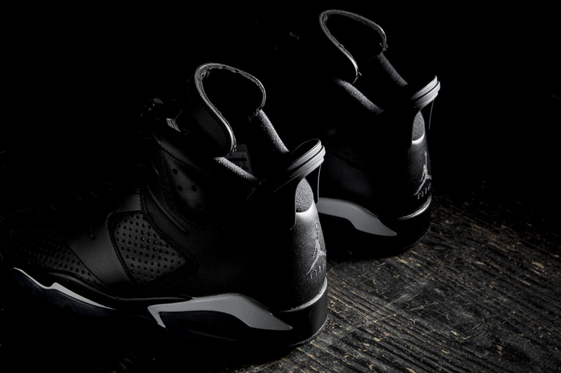 Air Jordan 6 "Black Cat"