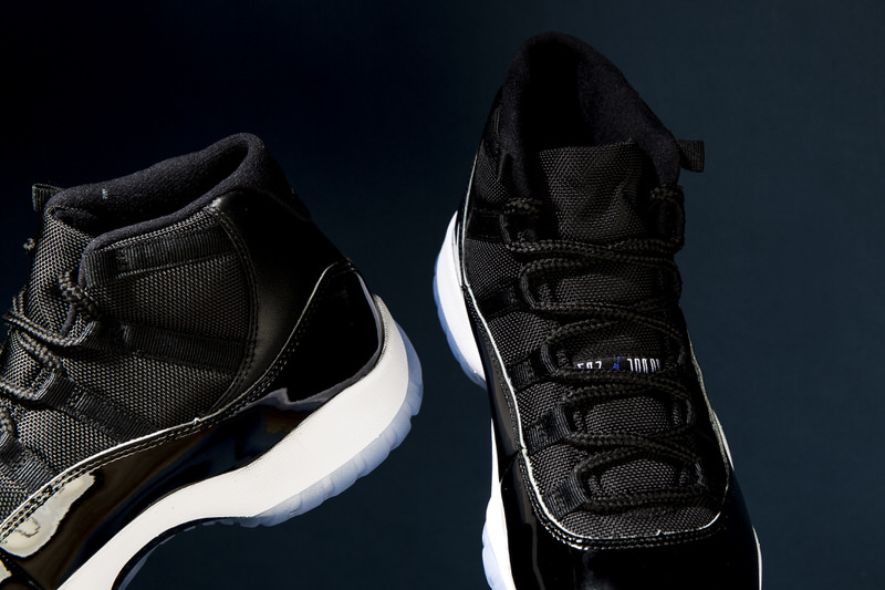 Air Jordan 11 "Space Jam"