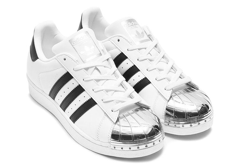 adidas Superstar "Silver Toe"