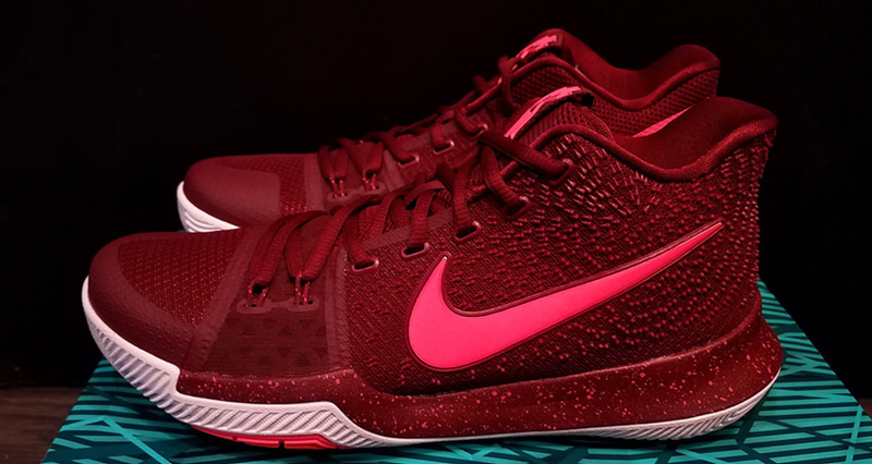 Nike Kyrie 3 "Hot Punch"