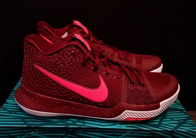 Nike Kyrie 3 "Hot Punch"