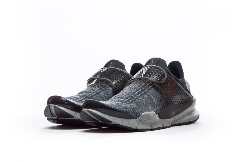 Nike Sock Dart SE "Grayscale"