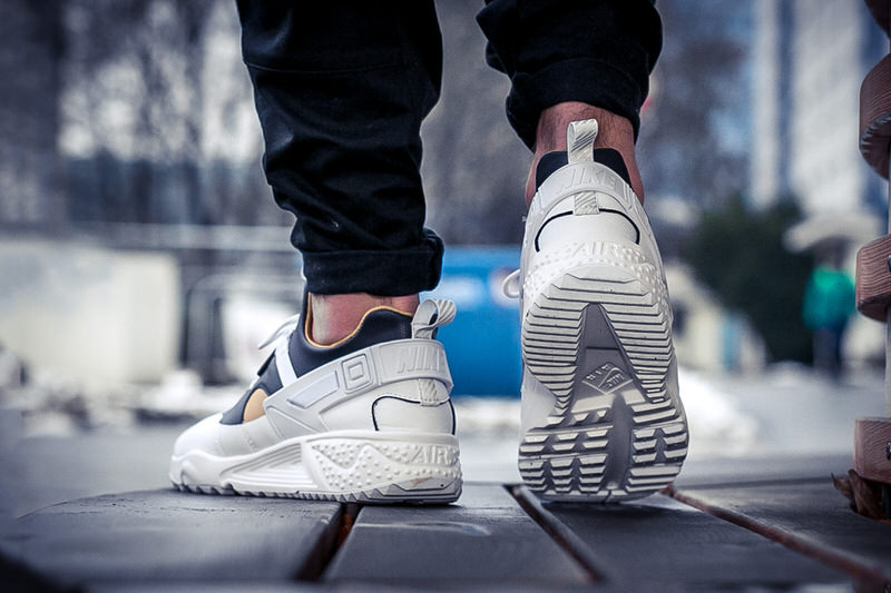 Nike Air Huarache Utility "Premium White"