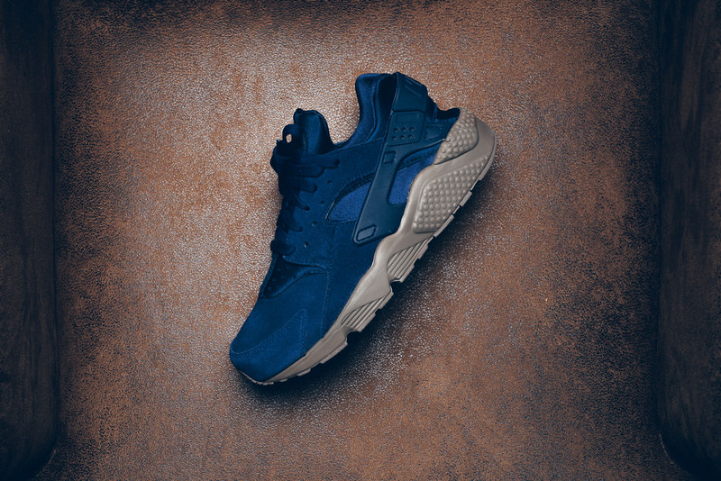 Nike Air Huarache Run "Binary Blue"