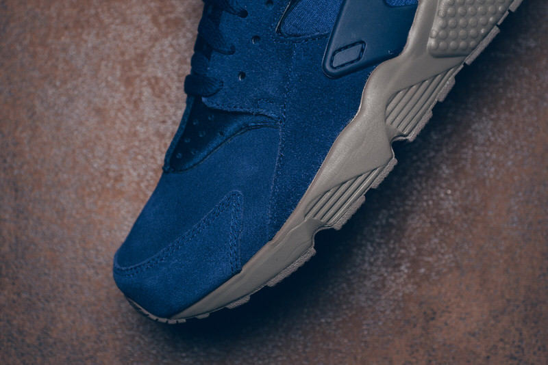 Nike Air Huarache Run "Binary Blue"