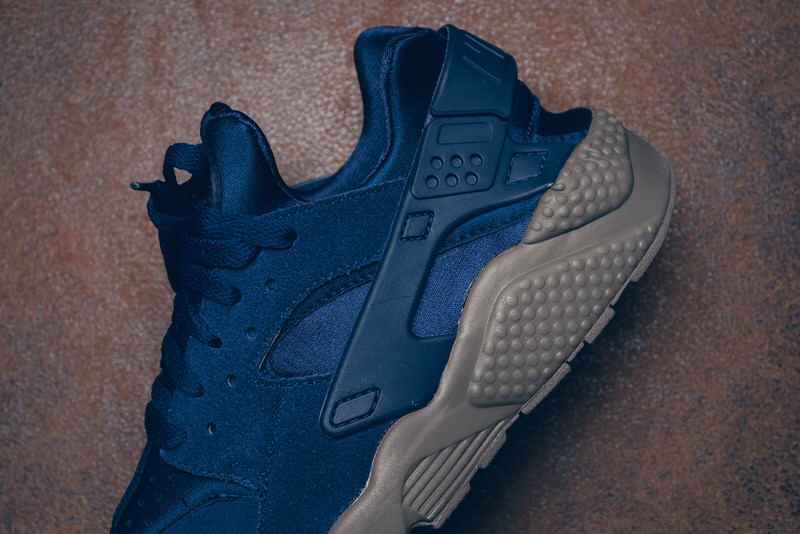 Nike Air Huarache Run "Binary Blue"