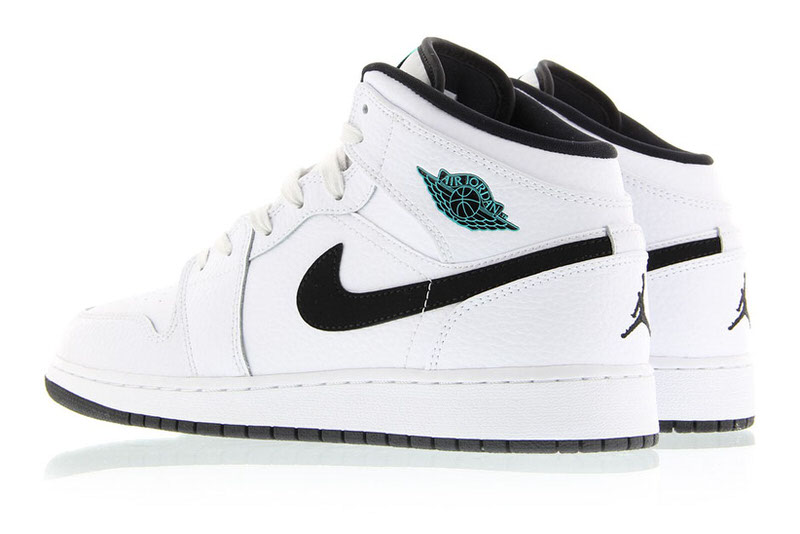 Air Jordan 1 Mid "Hyper Jade"