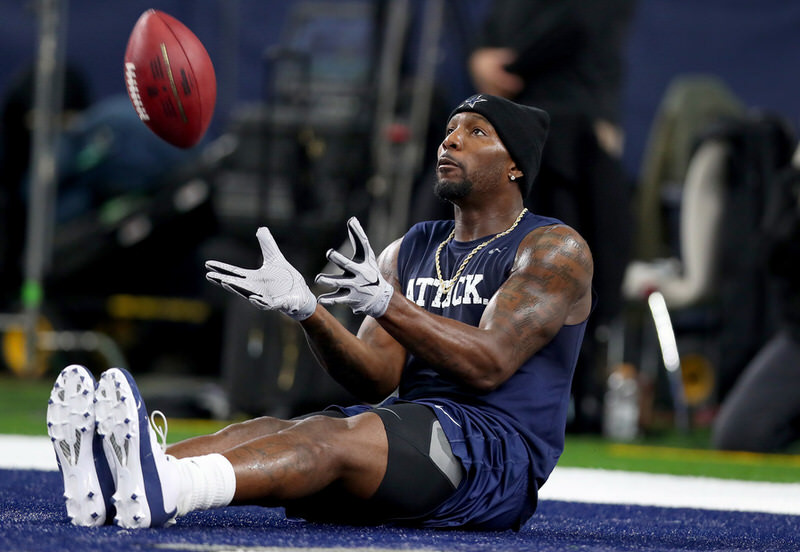 Dez Bryant in his Air Jordan 9 Cleat PE