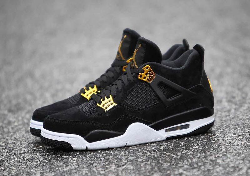 Air Jordan 4 "Royalty"