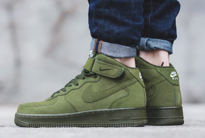 Nike Air Force 1 Mid "Legion Green"