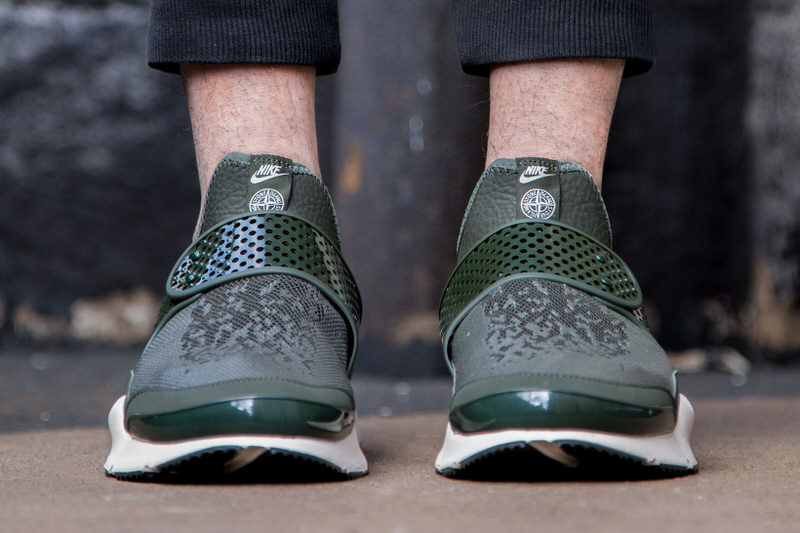 Stone Island x NikeLab Sock Dart Mid "Sequoia"