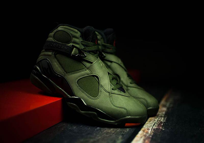 Air Jordan 8 "Take Flight"