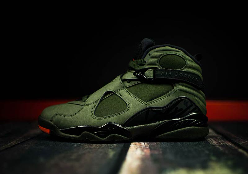 Air Jordan 8 "Take Flight"